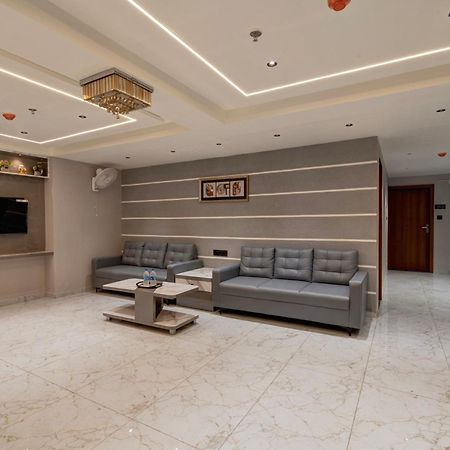 Hotel Shrimad Villa Gandhinagar Eksteriør billede