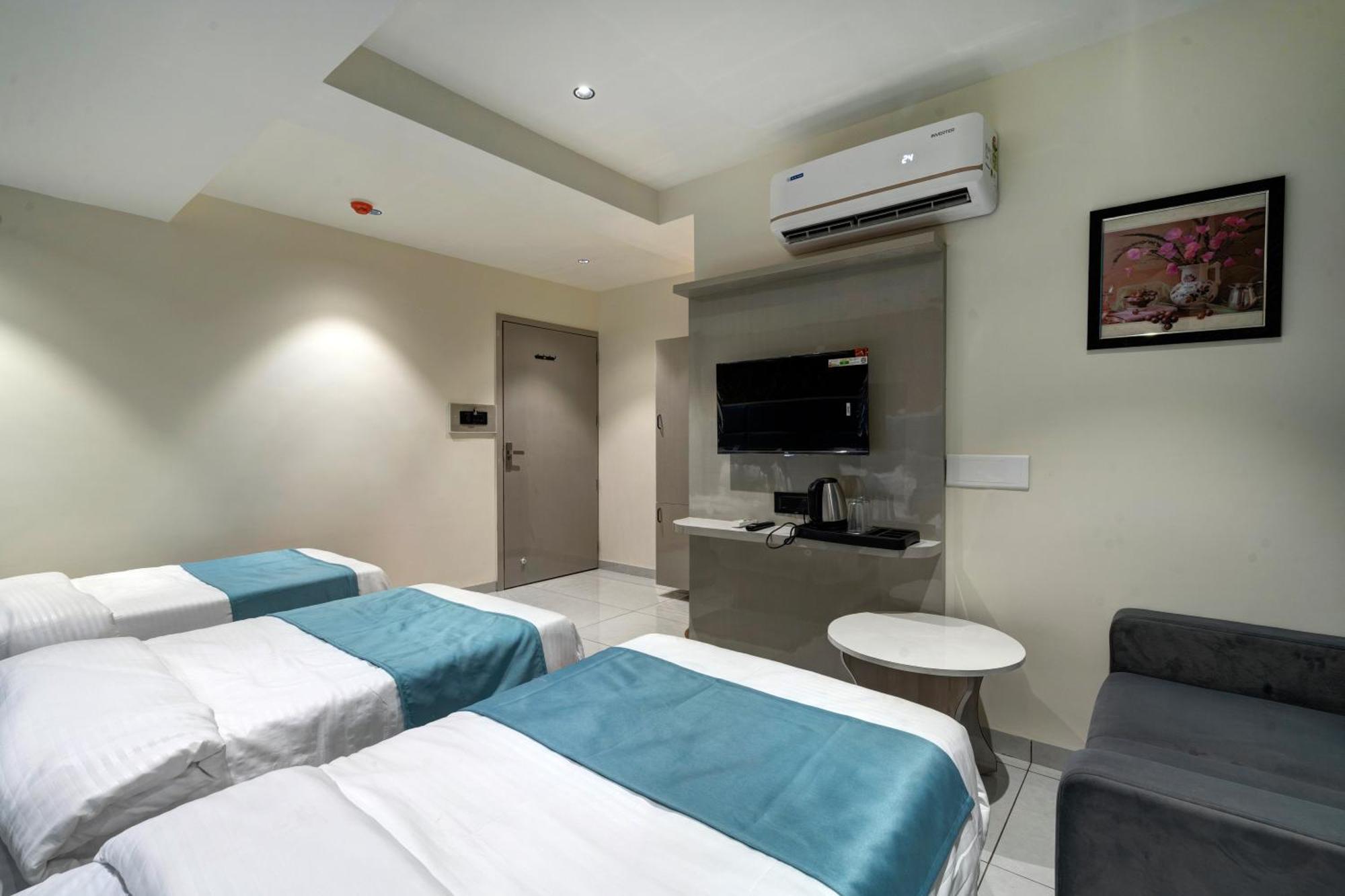 Hotel Shrimad Villa Gandhinagar Eksteriør billede